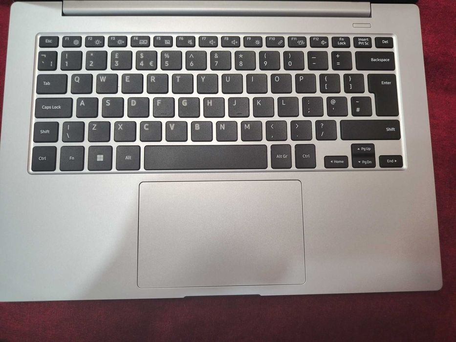 Galaxy Book Go лаптоп