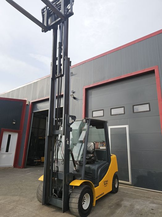 Motostivuitor pe gaz Jungheinrich 3.0T