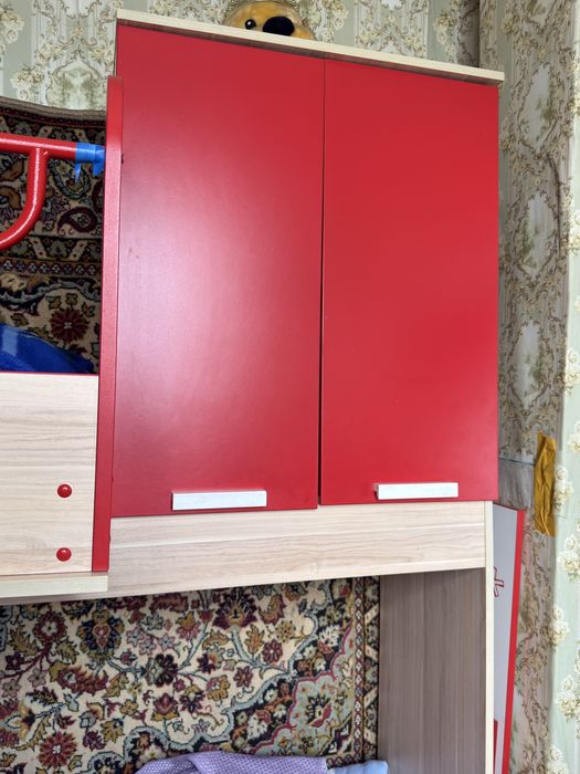 Продам двухъяростную кровать