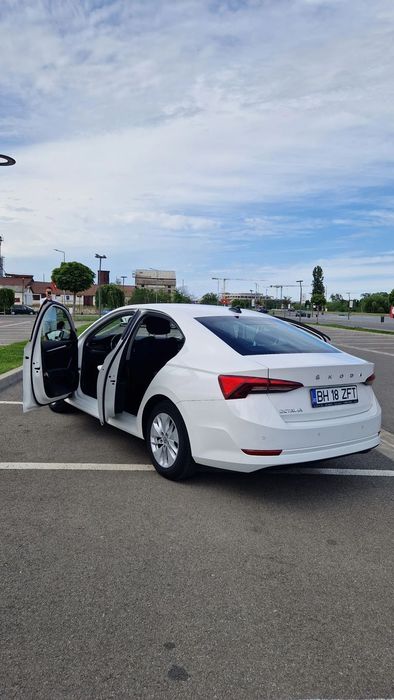 SKODA Octavia 2020 — imagine 4
