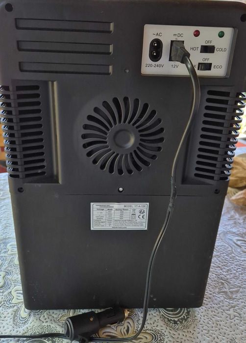 Хладилна кутия 12 / 220в