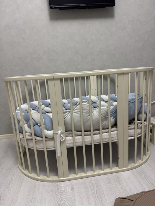 Продам детскую кровать, состояние хорошее.