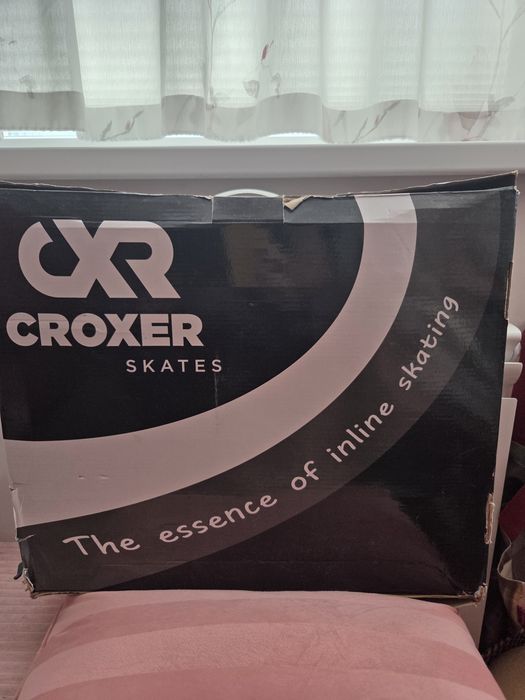 Два чифта неизползвани ролери