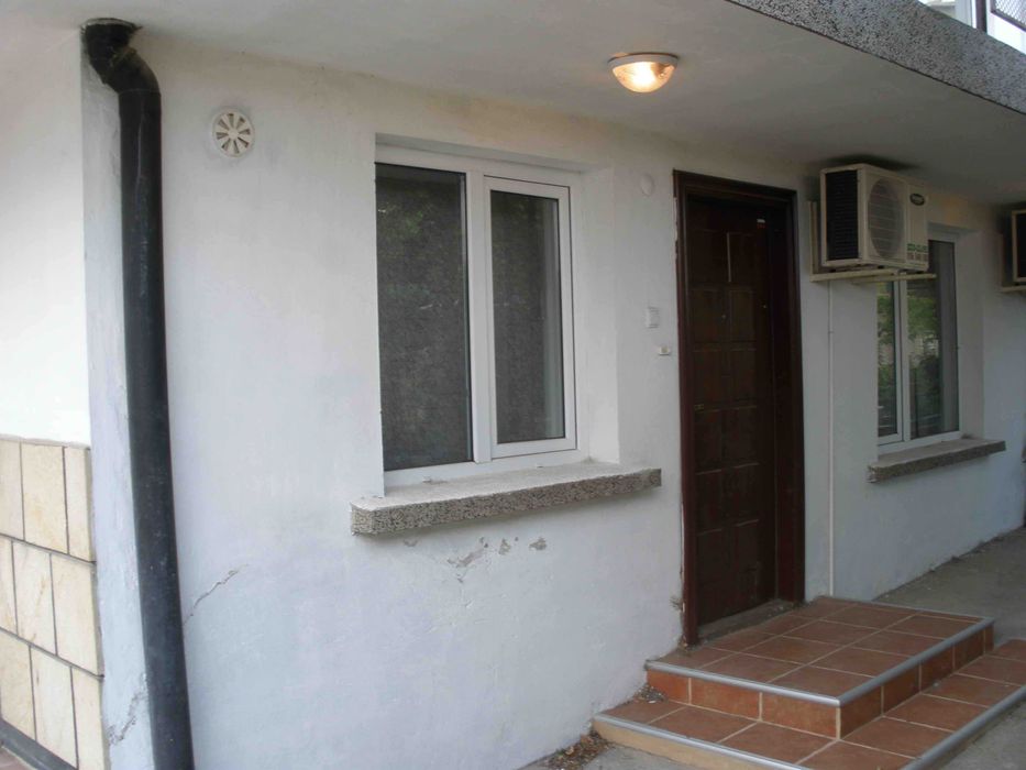 Жилищна сграда в Карнобат,обл.Бургас