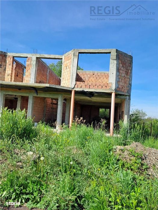 Casa nefinalizata de vanzare in Stupini