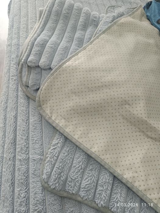 Продаю дивандек и подушки