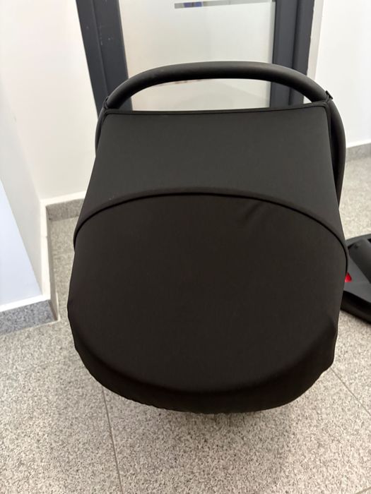 Scoica auto cu baza isofix