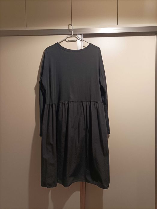 Rochie neagra, lungime medie, oversize, mar.L (XL)