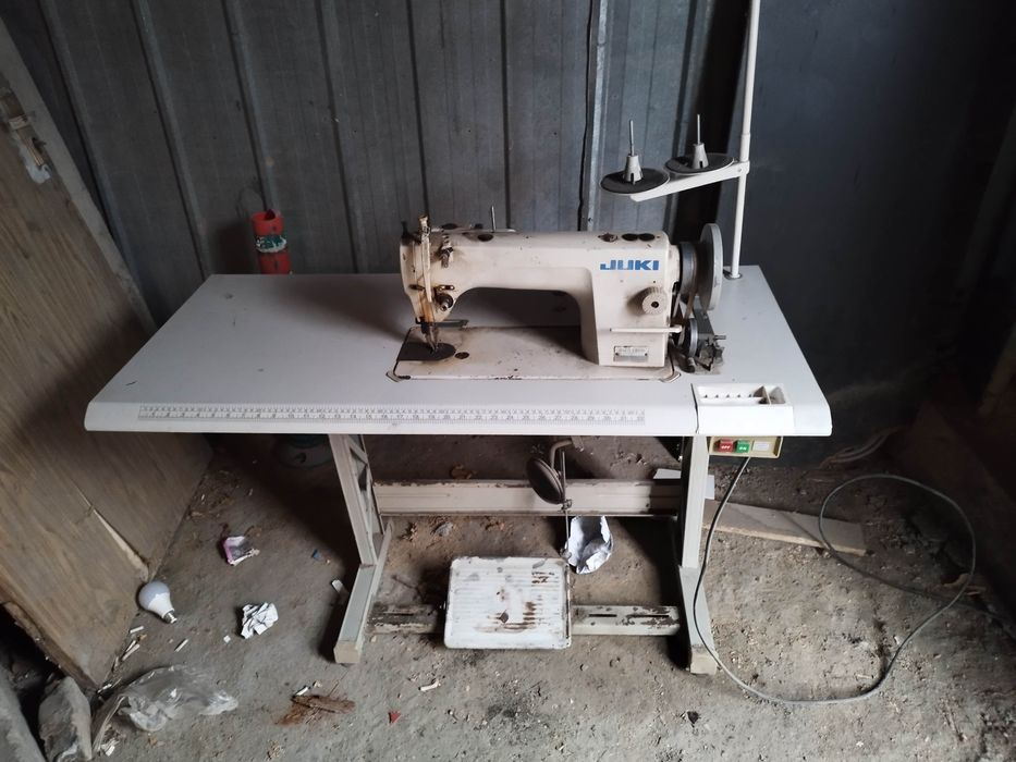 Швейная машинка Juki