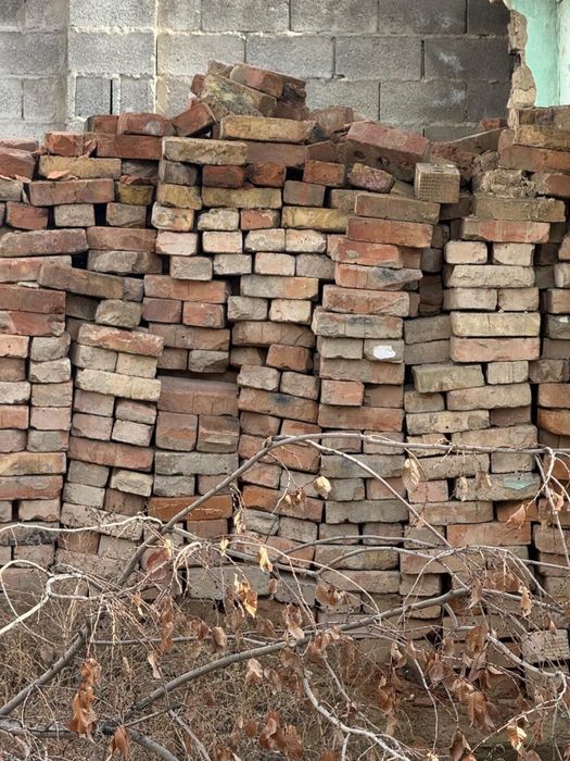 Продам жонный кирпич