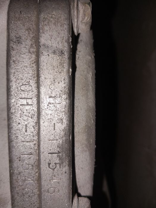 Продам коробку 4с