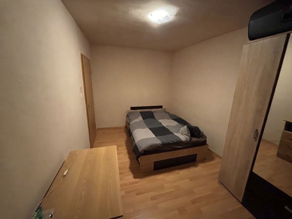 Vând Apartament 3 camere, Complexul Studențesc, 2 băi,centrală proprie