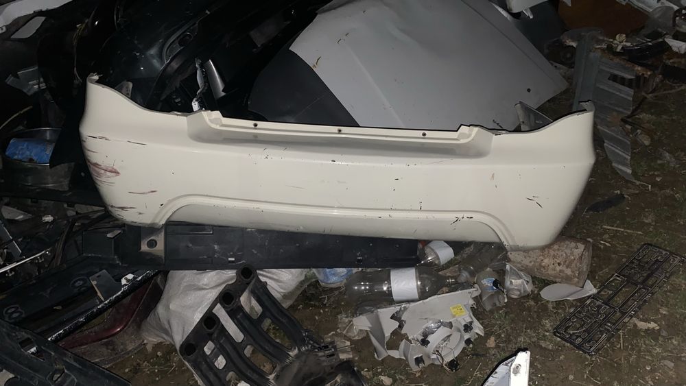 Запчасти на машину Б/У