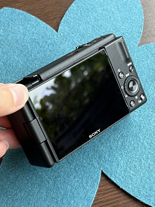 Sony ZV-1F vlogging camera