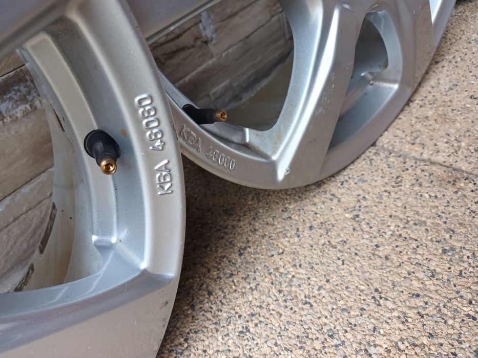 Jante aliaj Mitsubishi r16