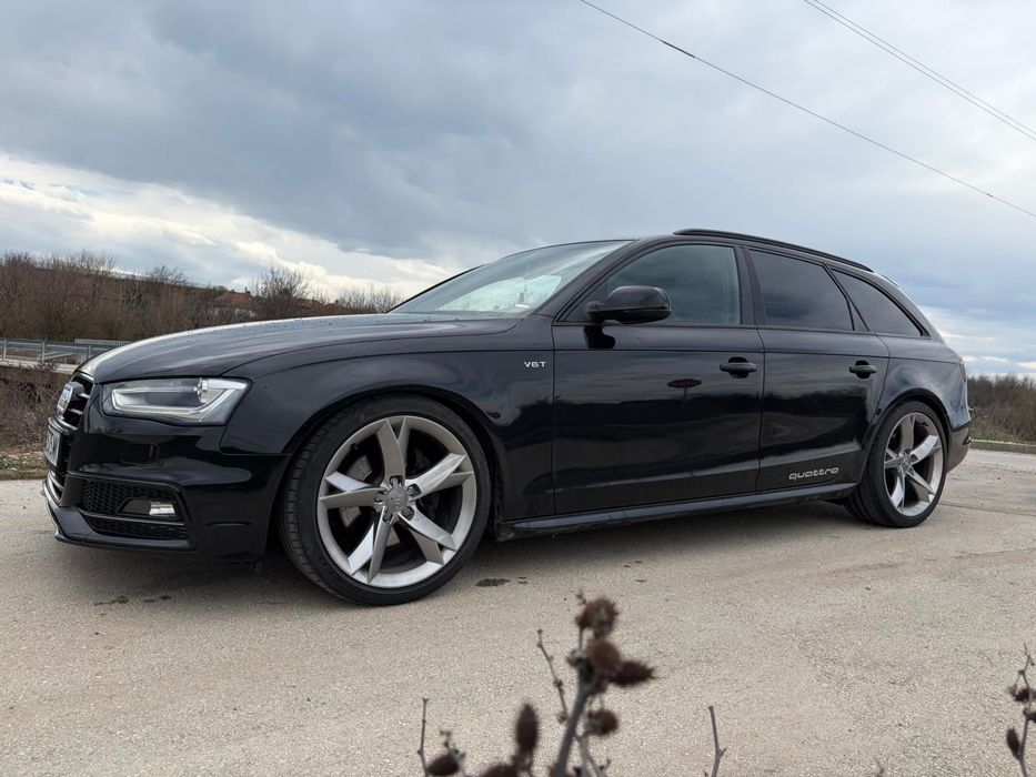 Автомобил АУДИ A4 Avant