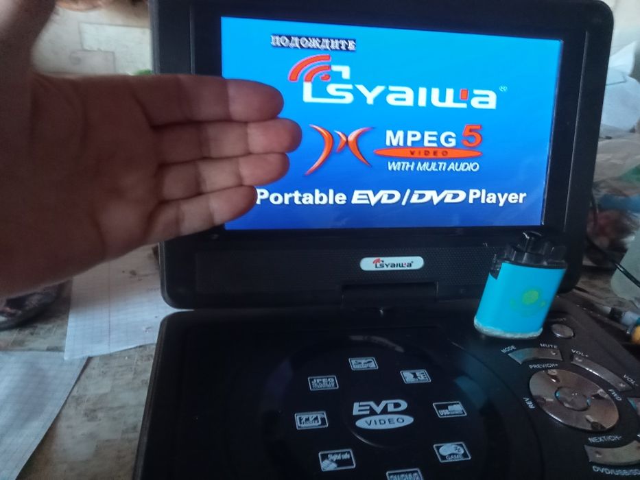 ДВД плеер продам