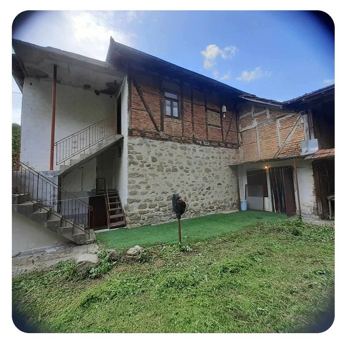 Продавам къща/вила в село Лява река