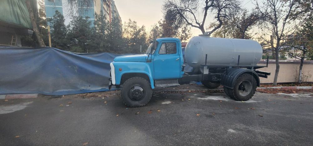 ГАЗ-53  Ассинизатор