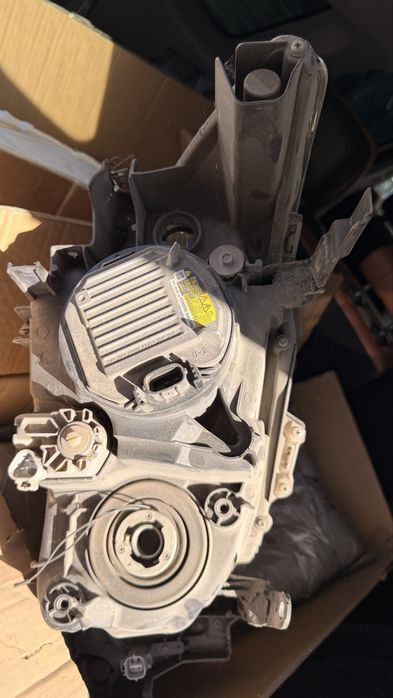 Фары  ксенон оригинал камри 55