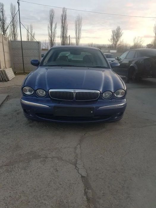 Dezmembram  Jaguar X Type 2.0 tdci , an 2005