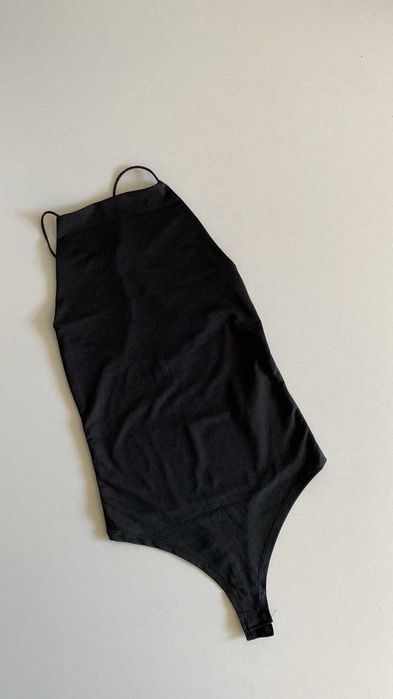 Бодита, потници и други - Bershka, New Yorker и Stradivarius