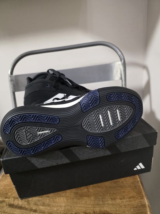 Маратонки Адидас