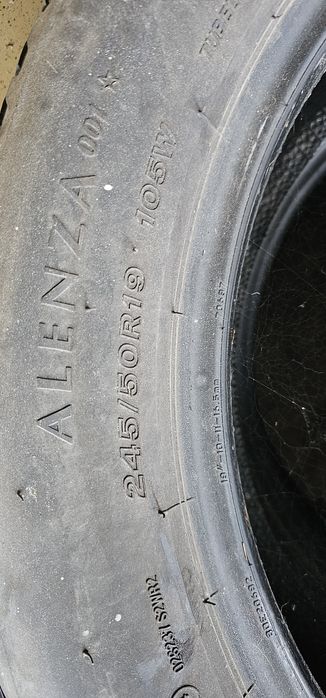 245 50 19 vara Bridgestone
