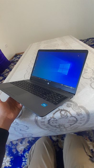 hp noutbuk sotiladi narxi 4 mln 100 ming