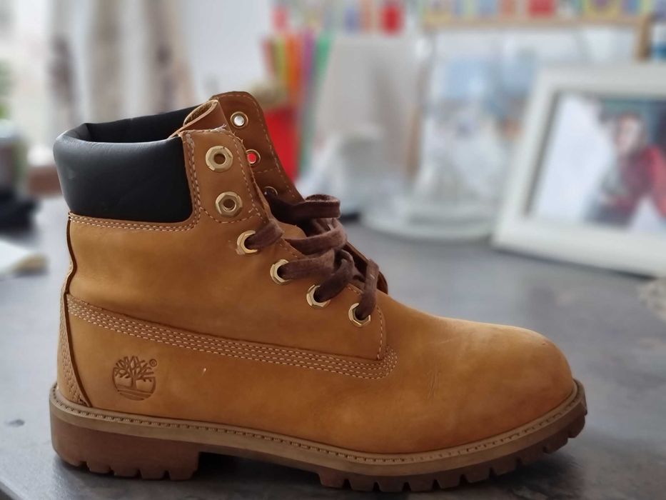 Ghete Timberland crem