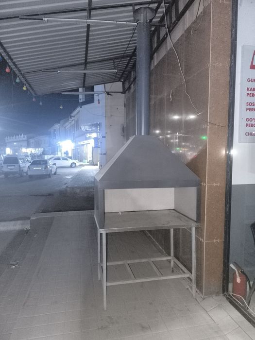 Stol barbequ va perashkalar uchun.