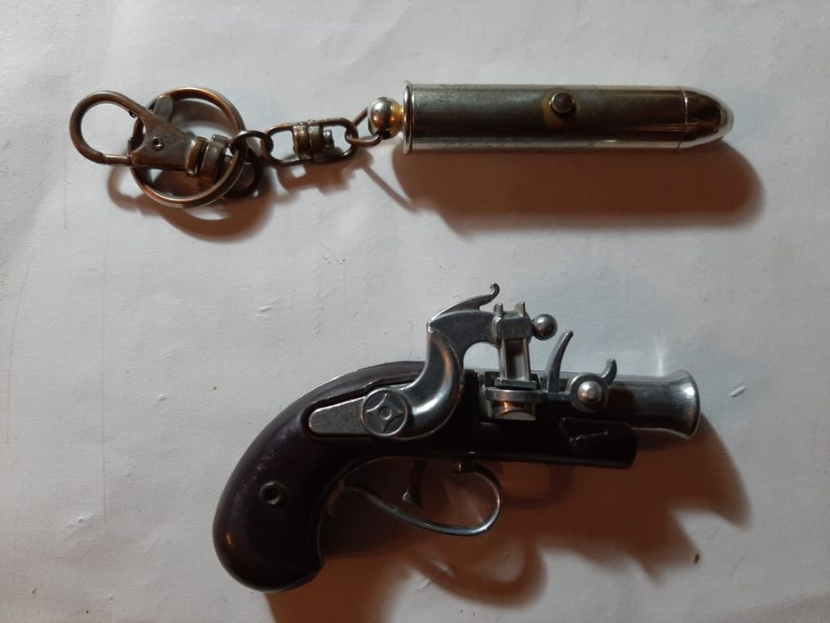 Продаётся машинки и игрушки