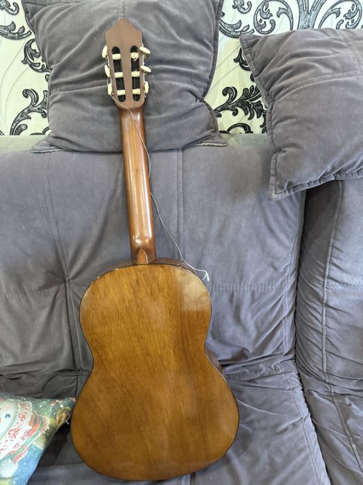 Гитара Yamaha CM40