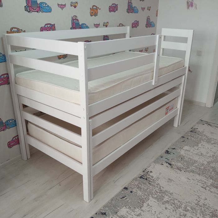 Продам детские кровати