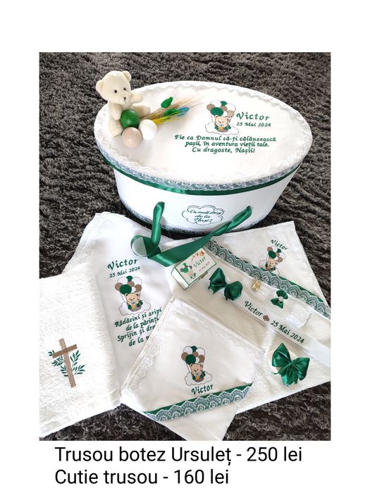 Trusouri pentru botez brodate