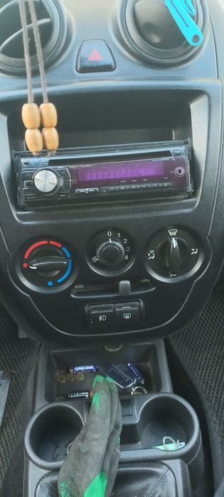 Автомагнитола KENWOOD