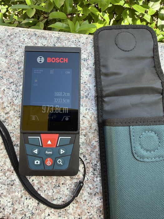 Bosch GLM 120 C Professional – telemetru laser cu cameră