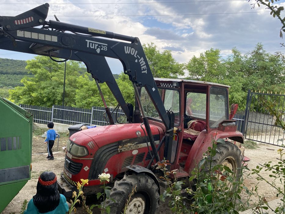 Vând tractor foton 44 cai
