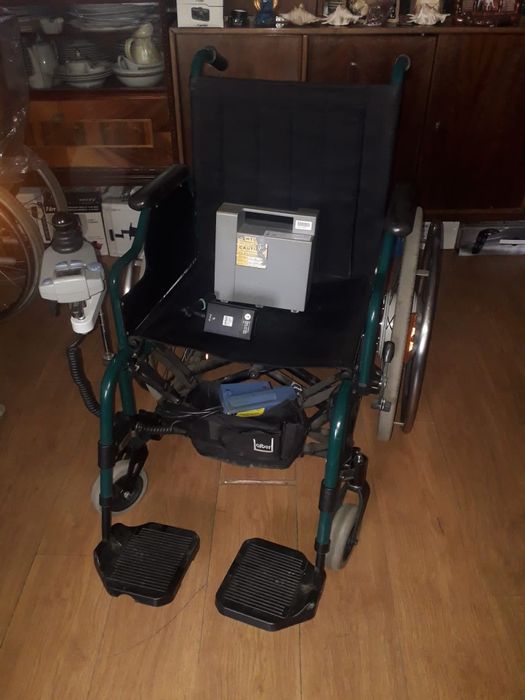 Vând căruț Sopur electric