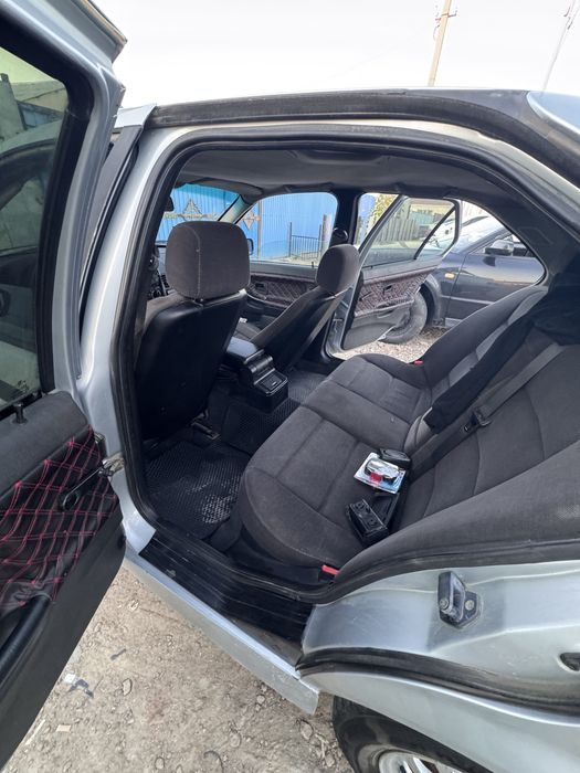 Продам бмв е36 318