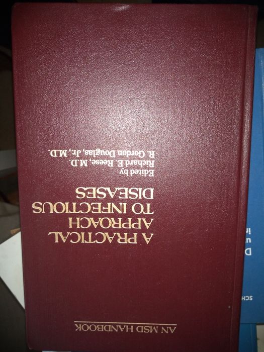 ИНФЕКЦИОЗНИ БОЛЕСТИ; различни книги , и на английски