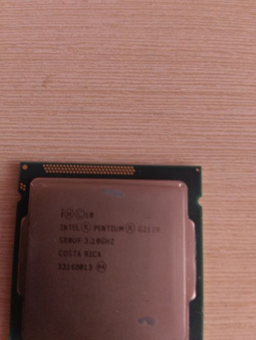 Продаю процессор Intel Pentium сокет LGA1155, полностью