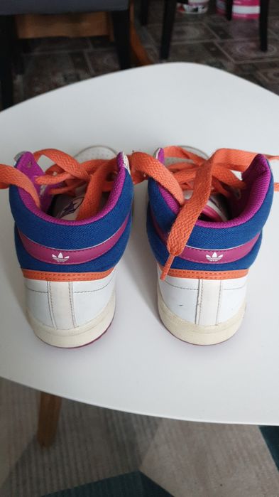 Vand ghete Adidas top ten fete marimea 32 stare buna