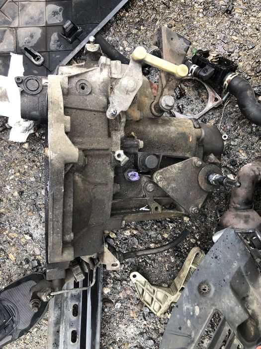 Скоростна кутия за peugeot  1.4 88 к с