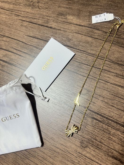 Дамско колие Guess