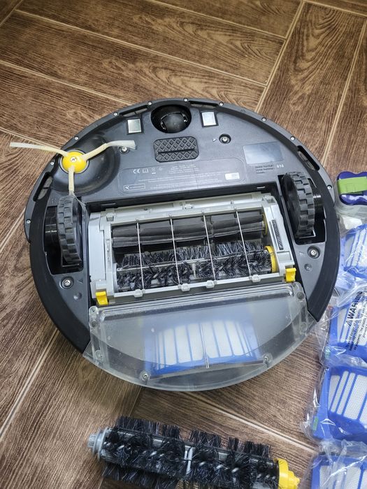 Прахосмукачка I Robot 616