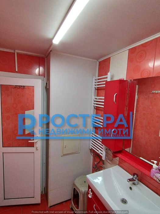 Продава се Тристаен апартамент в Търговище, Център - 89 кв.м за 1083 €/кв.м - Снимка #18