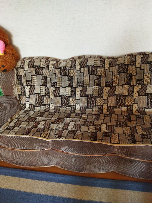 Диван в отличном состоянии! _Раздвижной! 3_х спальный!