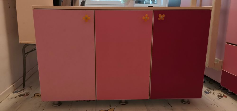 Dulap si biblioteca modulare - camera copii