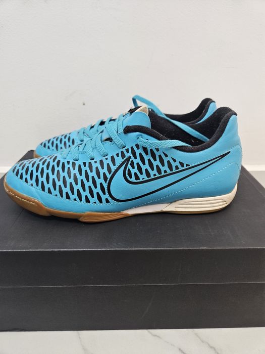 Ghete / Adidași fotbal sală Nike mărimea 40 - Impecabili